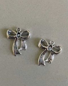 Cute Bow pendant silver (1piece)