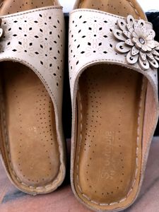 Shoetopia Women Off White Wedges Sandal