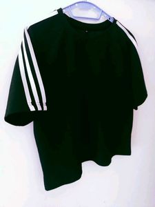 over sized black T-Shirt