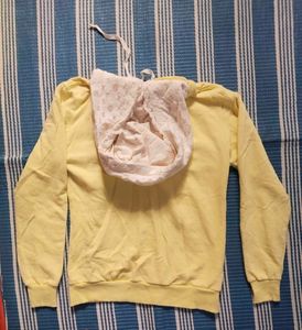 Pastel Yellow Lace Trim Hoodie