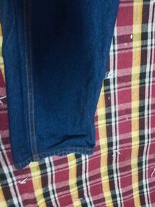 Stylish Men's Denim Cargo Jeans