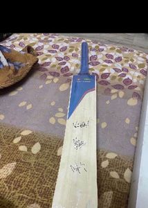 Oppo Bat With Autographed By 3 Cricketers
