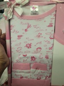New Born Baby 8 Pieces Gift Set