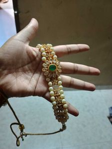 Moti Mala And Chokar