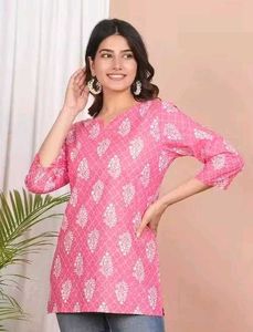 🌸 Gorgeous Pink Printed Kurti – Grace with Comfor