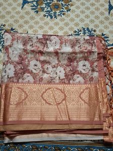 Floral digital Print  silk saree with zari border