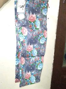Ladies Capri