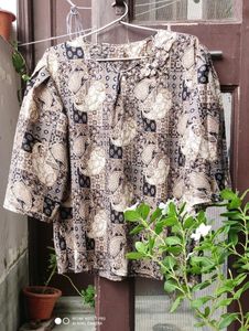 New Printed Top