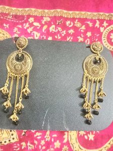 Earings