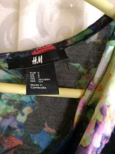 H&amp;M Tops Buy 1 Get1 Free