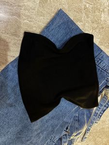 Cute Black Lace Top.SIZE-30-36.BRAND NEW