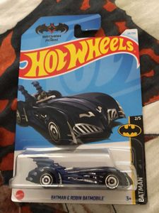 Hot Wheels Batman & Robin Batmobile