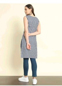 ​💙 Effortless Chic: The Blue Printed Straight Kur