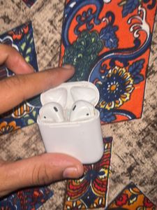 Apple AirPods