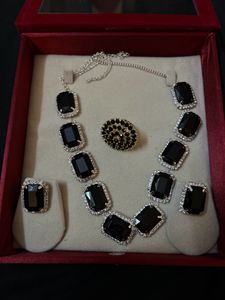 Jewellery Set