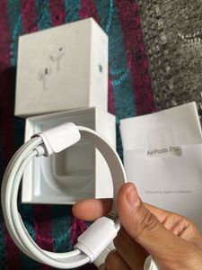 Apple AirPods Pro 2nd Gen