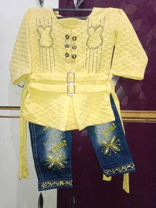 Denim Jeans With Yellow Top.