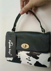 Lychee Bags Handbag not used