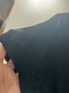 It’s A Black Crop Top For Girls