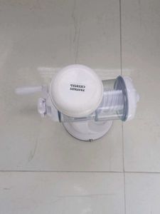 Brand New Hand Juicer