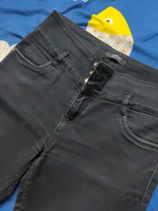 Stylish Dark Wash Jeans