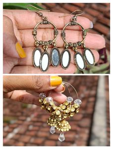 2sets Of Earrings