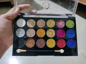 Glitter Eyeshadow Palette – 18 Shades