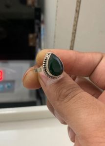 Pure Silver Green Diamond Ring 💍
