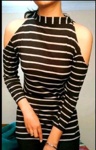 cold shoulder top