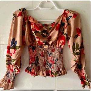 Puff Sleeve Crop Top