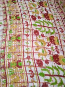Womens White With Red House Printed Saree.