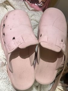 Pink Clogs Slipon🩷
