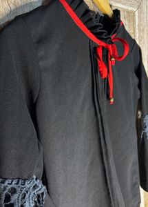 🖤♣️Elegant Black Top