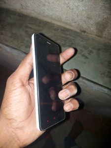 Used Radmi 2 Phone Is 4 G Jio Warking