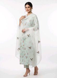 Floral Print Kurta with Organza Dupatta
