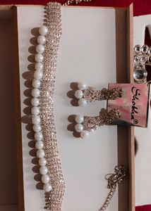 Choker And Earrings Set For Women