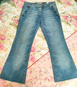 Stylish Bootcut Jeans 💙✨