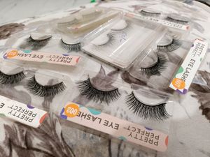 7 Eyesh Lashes