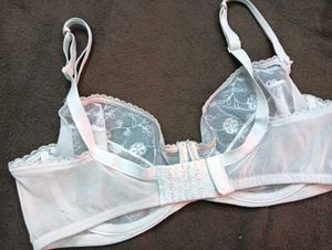 Floral Lace Bra38 D🖤