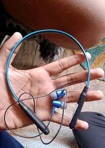 Walta Bluetooth Earphone
