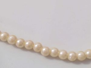 Necklace ( Pearl )📿