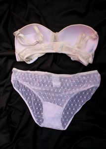 Bra &amp; Panty Set 👙