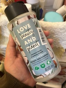 Coconut Water & Mimosa Flower Shampoo