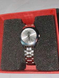 Silver Maxima Watch🩷🎈😍