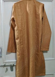 Tan Kurta