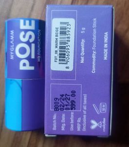 Myglamm Pose HD Foundation