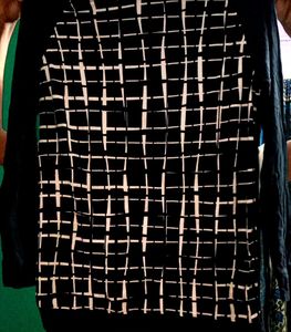 Black & White Patterned Top