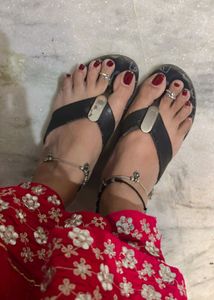 black sleeper.. ladies footwears