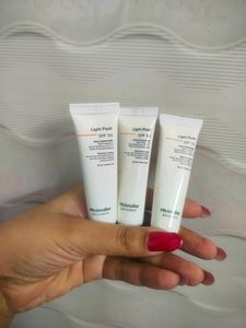 Minimalist Light Fluid Spf 50 Sunscreen 10gm × 3