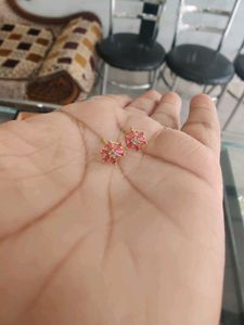 20 K Pure Gold Studs Earings( .650 Mg)